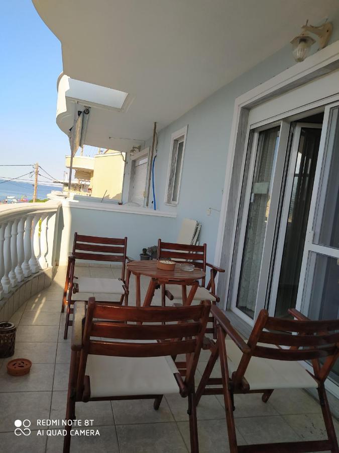 Sea And Sky Apartment Néa Péramos Exteriér fotografie