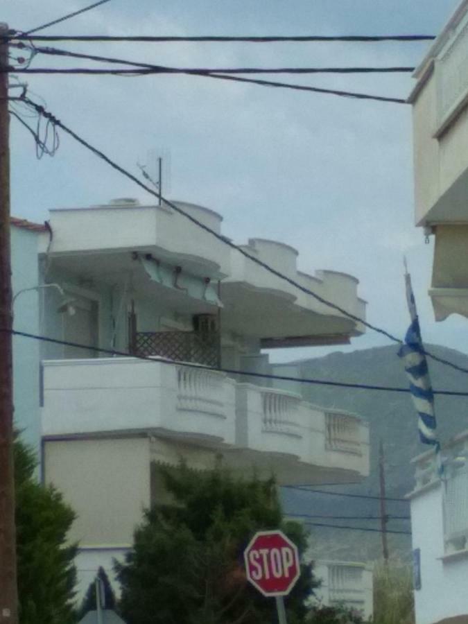 Sea And Sky Apartment Néa Péramos Exteriér fotografie